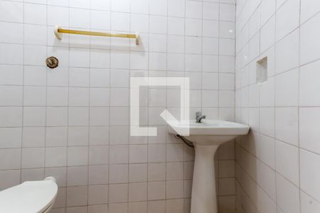 Casa à venda com 160m², 2 quartos e 1 vaga Casa à venda com 160m², 2 quartos e 1 vagaBanheiro de Serviço