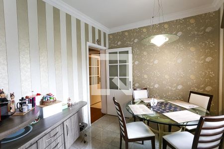 Apartamento à venda com 176m², 3 quartos e 3 vagas Apartamento à venda com 176m², 3 quartos e 3 vagasCopa