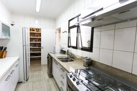 Apartamento à venda com 176m², 3 quartos e 3 vagas Apartamento à venda com 176m², 3 quartos e 3 vagasCozinha
