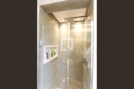 Apartamento à venda com 176m², 3 quartos e 3 vagas Apartamento à venda com 176m², 3 quartos e 3 vagasBanheiro da Suíte 1