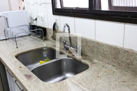 Apartamento à venda com 176m², 3 quartos e 3 vagas Apartamento à venda com 176m², 3 quartos e 3 vagasCozinha