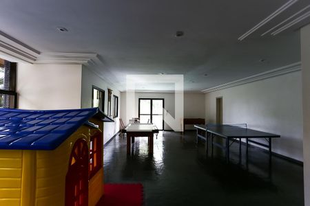 Apartamento à venda com 176m², 3 quartos e 3 vagas Apartamento à venda com 176m², 3 quartos e 3 vagasBrinquedoteca