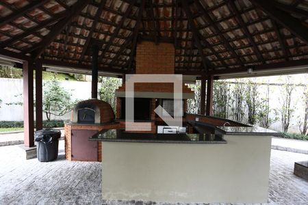 Apartamento à venda com 176m², 3 quartos e 3 vagas Apartamento à venda com 176m², 3 quartos e 3 vagasÁrea comum - Churrasqueira