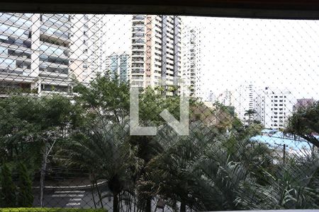 Apartamento à venda com 176m², 3 quartos e 3 vagas Apartamento à venda com 176m², 3 quartos e 3 vagasvista