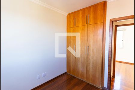 Suíte de apartamento para alugar com 3 quartos, 136m² em Sagrada Família, Belo Horizonte