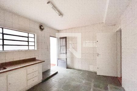 Casa para alugar com 150m², 3 quartos e 2 vagas Casa para alugar com 150m², 3 quartos e 2 vagasCozinha