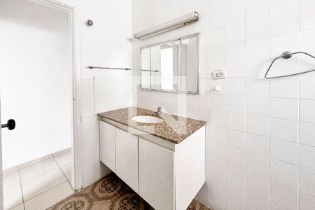 Casa para alugar com 150m², 3 quartos e 2 vagas Casa para alugar com 150m², 3 quartos e 2 vagasBanheiro