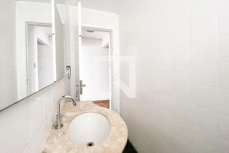 Lavabo de casa para alugar com 3 quartos, 150m² em Indianópolis, São Paulo