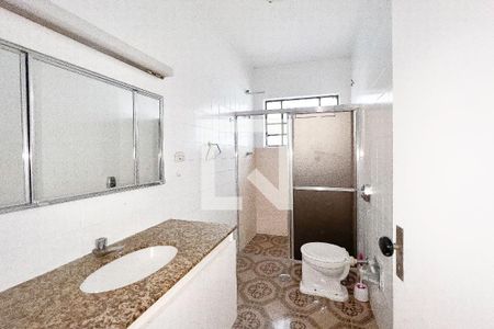 Casa para alugar com 150m², 3 quartos e 2 vagas Casa para alugar com 150m², 3 quartos e 2 vagasBanheiro