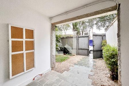 Casa para alugar com 150m², 3 quartos e 2 vagas Casa para alugar com 150m², 3 quartos e 2 vagasGaragem
