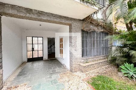 Casa para alugar com 150m², 3 quartos e 2 vagas Casa para alugar com 150m², 3 quartos e 2 vagasGaragem