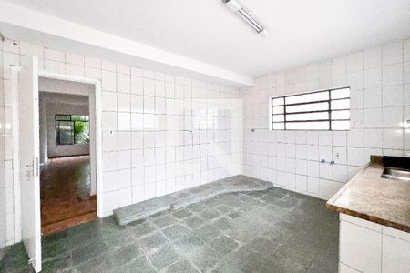 Casa para alugar com 150m², 3 quartos e 2 vagas Casa para alugar com 150m², 3 quartos e 2 vagasCozinha