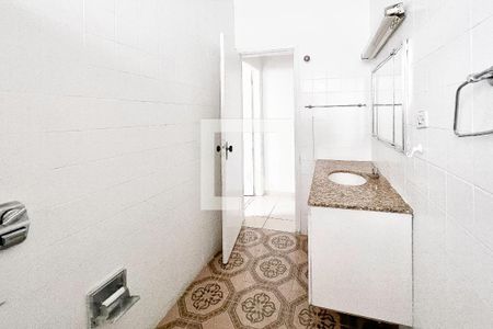 Casa para alugar com 150m², 3 quartos e 2 vagas Casa para alugar com 150m², 3 quartos e 2 vagasBanheiro