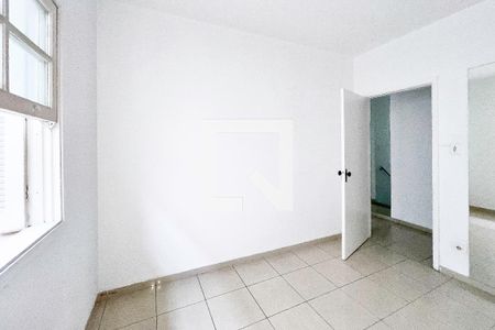 Casa para alugar com 150m², 3 quartos e 2 vagas Casa para alugar com 150m², 3 quartos e 2 vagasQuarto 2