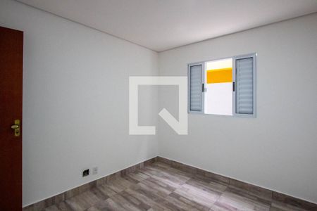 Quarto de casa para alugar com 1 quarto, 70m² em Jardim Rosalina, Cotia