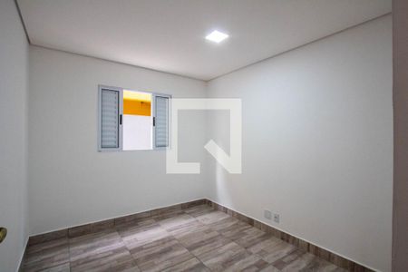 Quarto de casa para alugar com 1 quarto, 70m² em Jardim Rosalina, Cotia