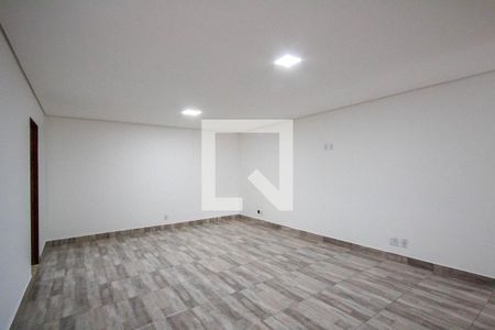 Sala de casa para alugar com 1 quarto, 70m² em Jardim Rosalina, Cotia