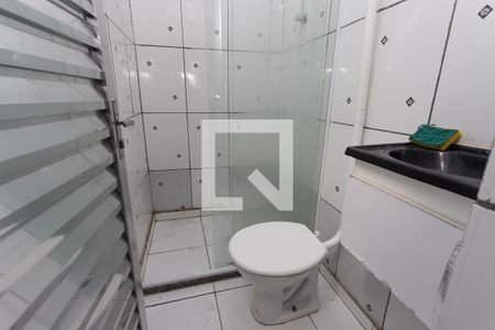 Banheiro  de kitnet/studio para alugar com 1 quarto, 20m² em Centro, Diadema