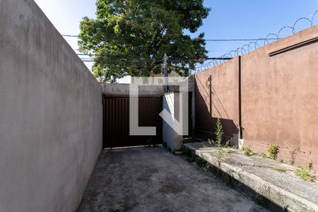 Casa à venda com 271m², 2 quartos e 1 vaga Casa à venda com 271m², 2 quartos e 1 vagaGaragem