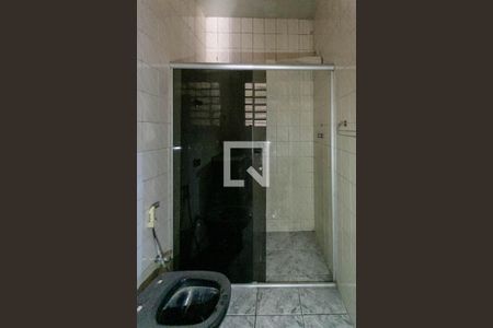 Casa à venda com 271m², 2 quartos e 1 vaga Casa à venda com 271m², 2 quartos e 1 vagaBanheiro