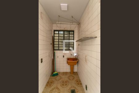 Casa à venda com 271m², 2 quartos e 1 vaga Casa à venda com 271m², 2 quartos e 1 vagaÁrea de Serviço