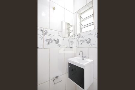 Casa para alugar com 30m², 1 quarto e sem vagaBanheiro