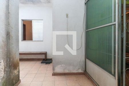 Apartamento à venda com 80m², 2 quartos e sem vagaQuintal