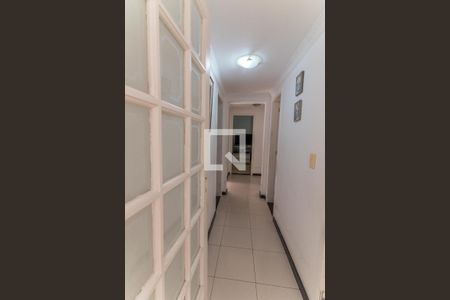 Corredor de apartamento à venda com 4 quartos, 200m² em Tijuca, Rio de Janeiro