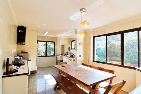 Apartamento para alugar com 250m², 3 quartos e 4 vagasCozinha