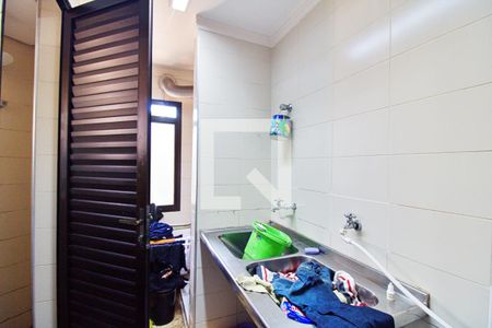 Apartamento para alugar com 250m², 3 quartos e 4 vagasÁrea de Serviço