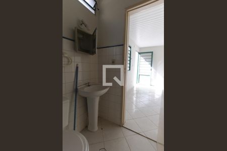 Banheiro de casa para alugar com 1 quarto, 65m² em Liberdade, São Paulo