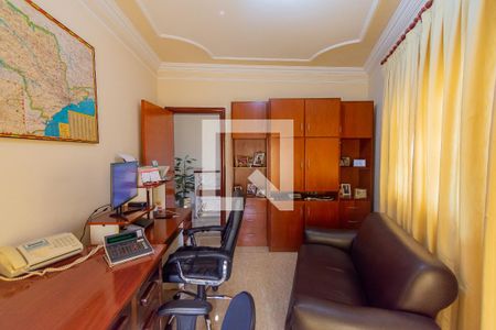 Casa à venda com 365m², 4 quartos e 10 vagasQuarto 3