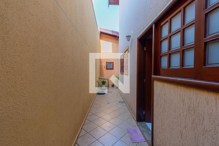 Casa à venda com 365m², 4 quartos e 10 vagasCorredor