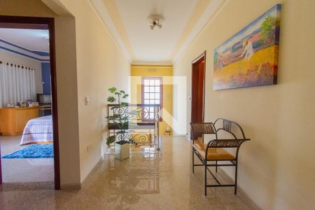 Corredor de casa à venda com 4 quartos, 365m² em Jardim Eulina, Campinas