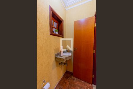 Casa à venda com 365m², 4 quartos e 10 vagasLavabo