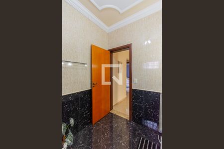 Casa à venda com 365m², 4 quartos e 10 vagasBanheiro Social