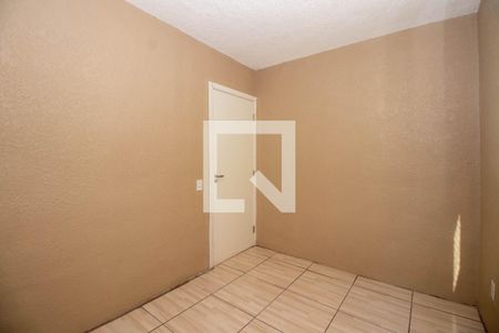 Quarto 1 de apartamento para alugar com 2 quartos, 44m² em Mário Quintana, Porto Alegre