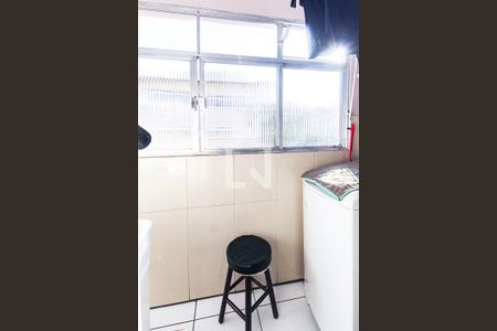 Apartamento à venda com 60m², 2 quartos e 1 vagaÁrea de serviço