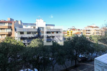 Vista da sala de apartamento à venda com 2 quartos, 60m² em Jardim Itu, Porto Alegre