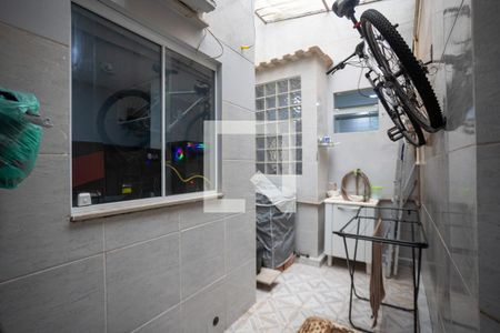 Apartamento para alugar com 50m², 2 quartos e sem vaga Apartamento para alugar com 50m², 2 quartos e sem vagaÁrea de Serviço