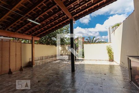 Apartamento à venda com 62m², 3 quartos e 1 vaga Apartamento à venda com 62m², 3 quartos e 1 vagaÁrea comum