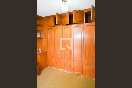 Casa à venda com 230m², 4 quartos e sem vaga Casa à venda com 230m², 4 quartos e sem vagaSuíte 2