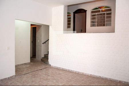 Sala  de casa para alugar com 4 quartos, 296m² em Jardim Vera Cruz, Contagem