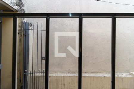 Vista do Quarto de casa para alugar com 1 quarto, 35m² em Vila Brasílio Machado, São Paulo