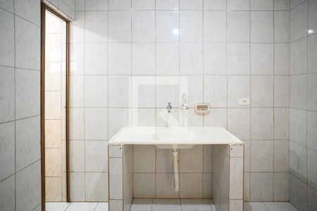 Sala/Cozinha de casa para alugar com 1 quarto, 35m² em Vila Brasílio Machado, São Paulo