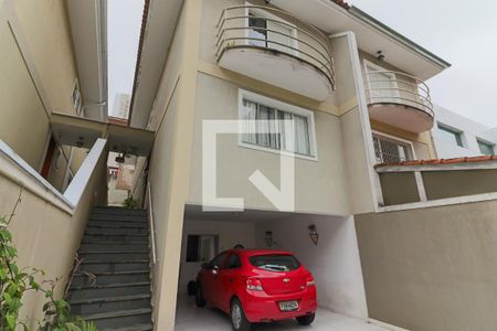 Casa à venda com 230m², 3 quartos e 4 vagas Casa à venda com 230m², 3 quartos e 4 vagasGaragem