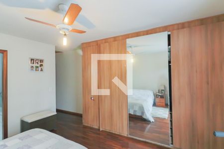 Casa à venda com 230m², 3 quartos e 4 vagas Casa à venda com 230m², 3 quartos e 4 vagasSuite 3