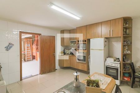 Casa à venda com 230m², 3 quartos e 4 vagas Casa à venda com 230m², 3 quartos e 4 vagasCozinha