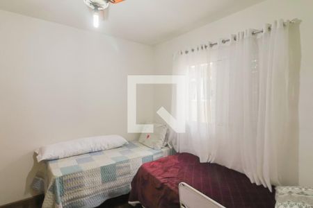 Casa à venda com 230m², 3 quartos e 4 vagas Casa à venda com 230m², 3 quartos e 4 vagasSuite 2