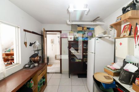 Casa à venda com 230m², 3 quartos e 4 vagas Casa à venda com 230m², 3 quartos e 4 vagasDependencia Empregada ( Suite )